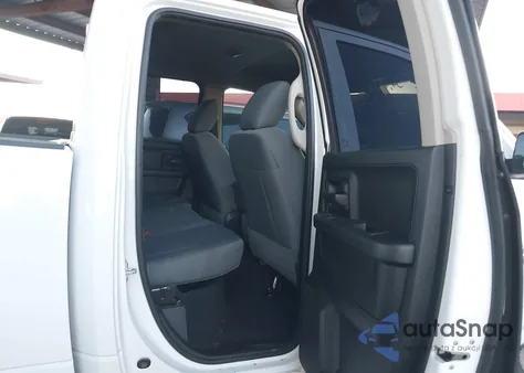 2017 Ram 1500 Express 4X2 6'4 Box from USA, damaged, VIN 1C6RR6FG2HS615516